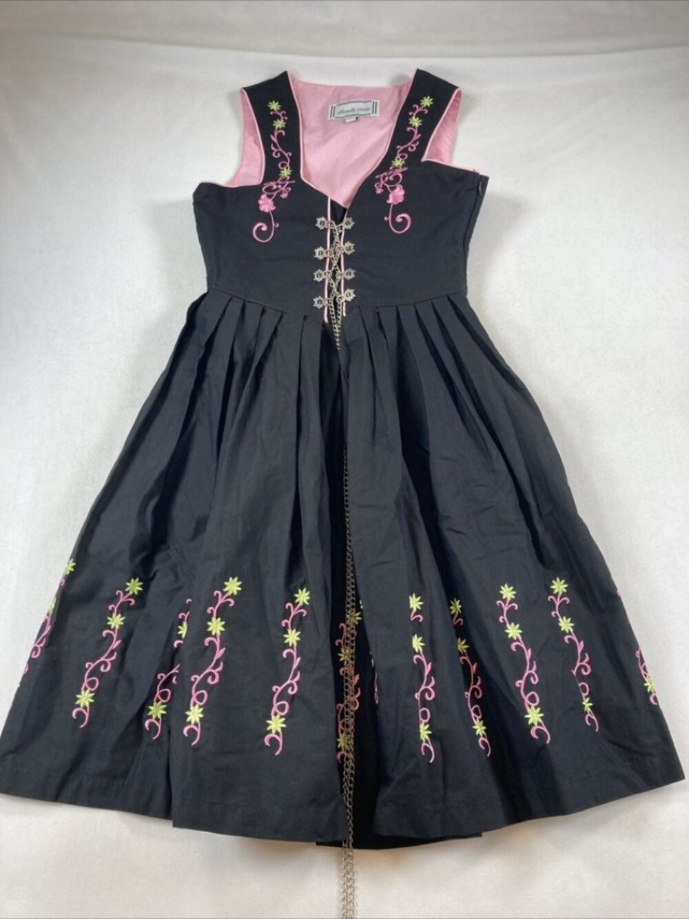 NWOT Dirndl Oktoberfest Embroidered Floral Midi Dress Black Size 38